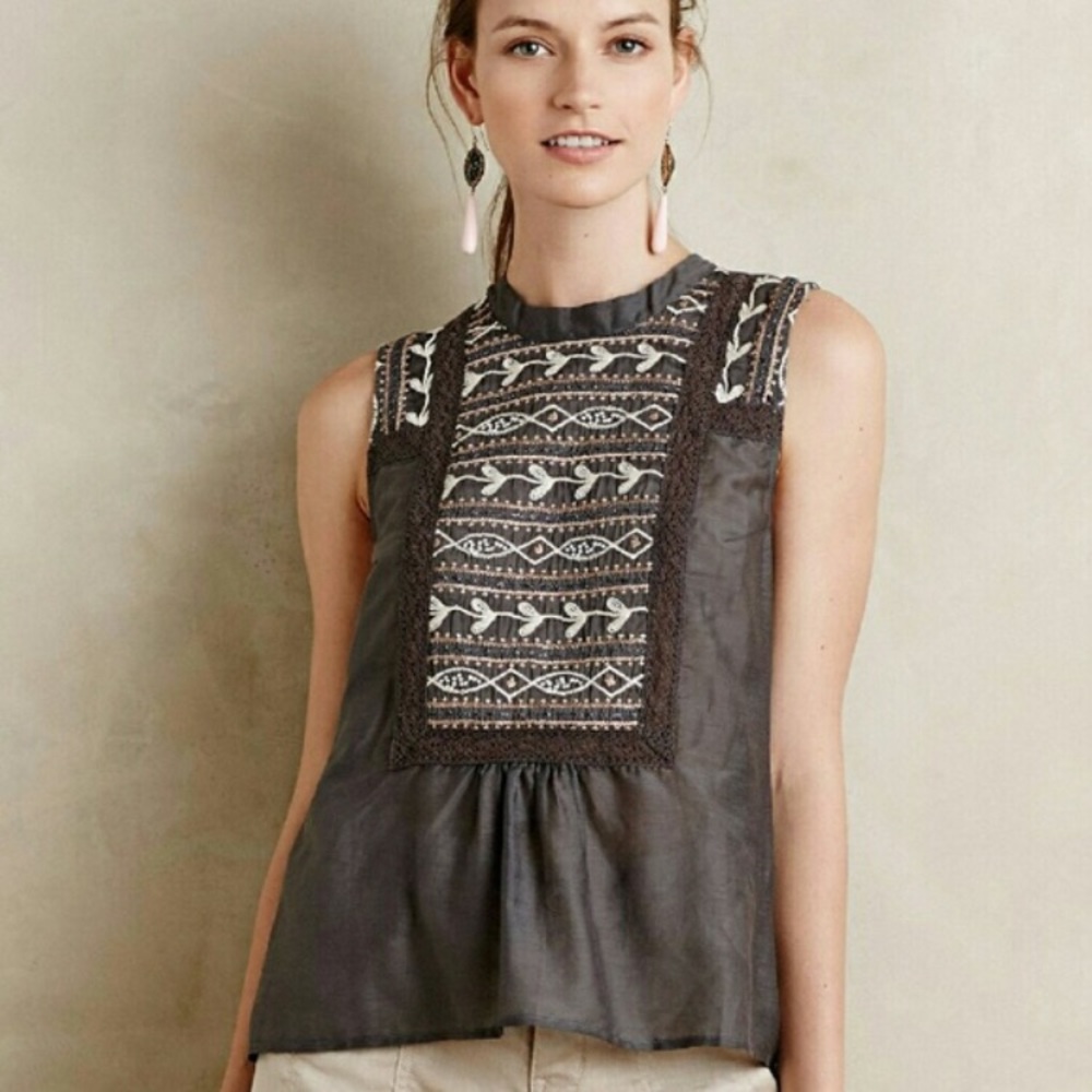 Anthropologie/“Tiny” Embroidered Sleeveless Blouse